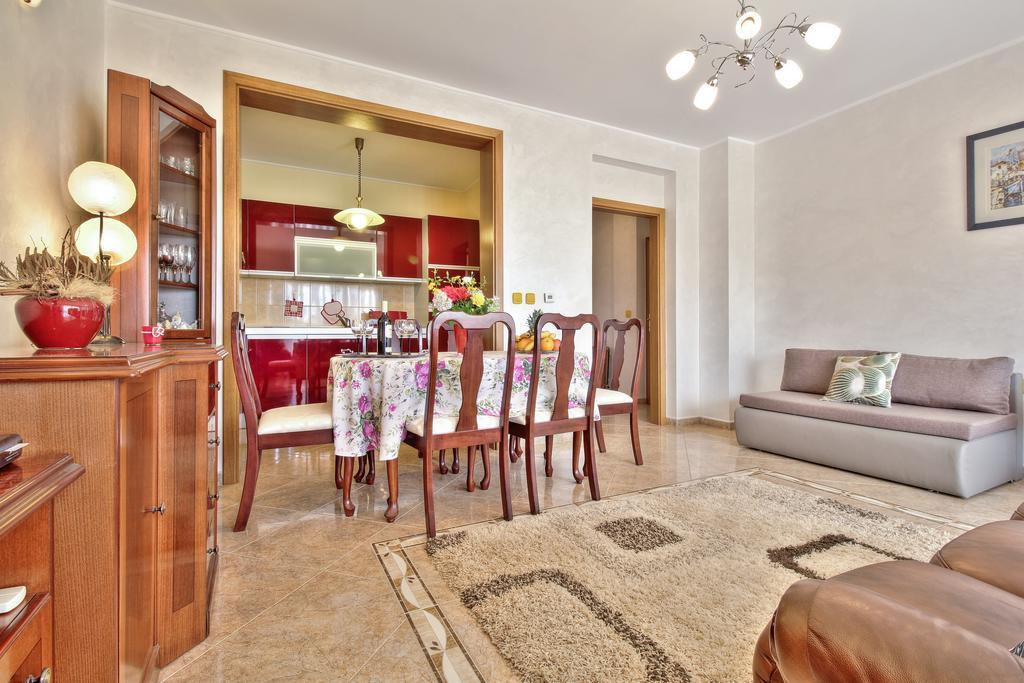 Apartment Roko Ουμάγκ Εξωτερικό φωτογραφία